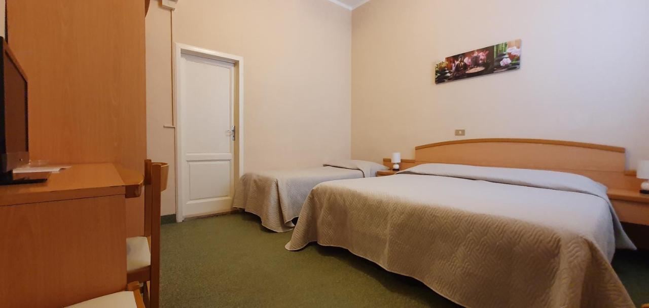 Giovanna Hotel