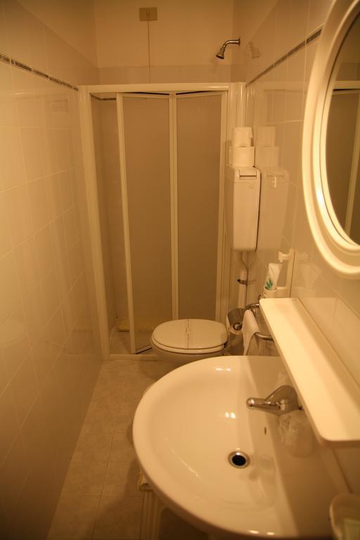 Giovanna Hotel